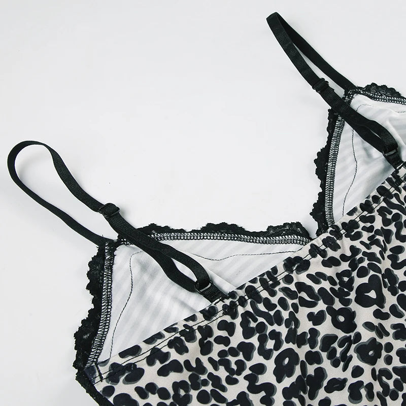 SUCHCUTE Leopard Print Slim Sexy Camisole Y2K Vintage 2000s Lace Patchwork V Neck Spaghetti Strap Tank Top Women Summer Vest New